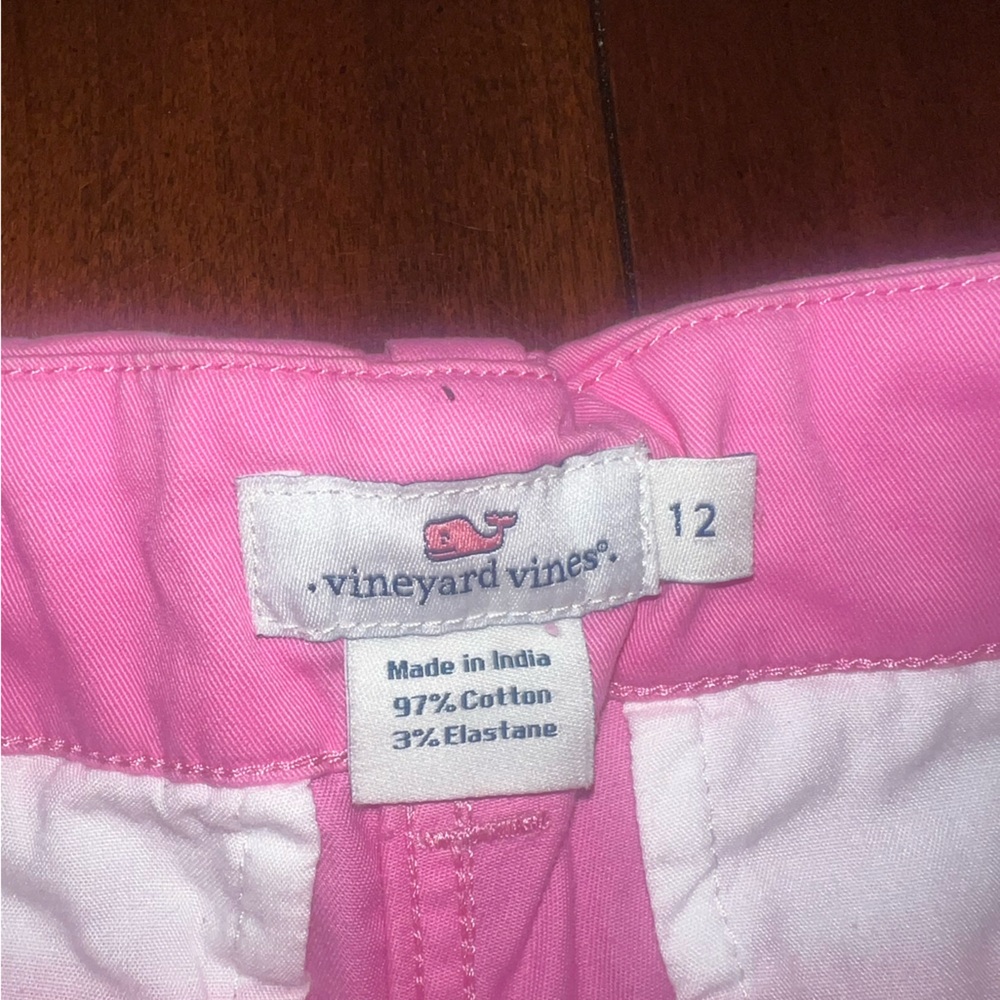 Vineyard Vines shorts size 12 - Picture 2 of 3